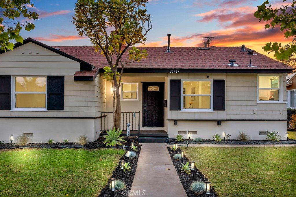 10947 Atkinson, Inglewood, CA 90303