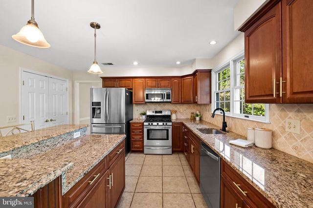 4103 FARMSIDE DR, Nottingham, MD 21236