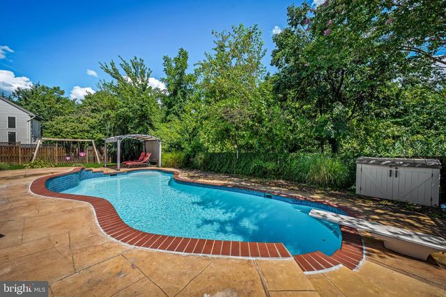 4103 FARMSIDE DR, Nottingham, MD 21236