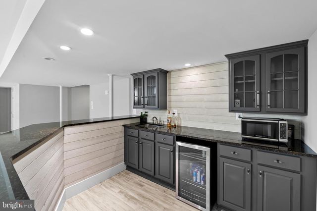 4103 FARMSIDE DR, Nottingham, MD 21236