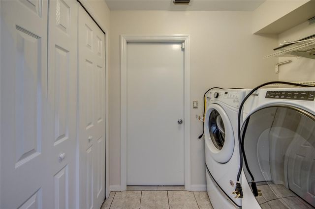 238 SW 43RD TERRACE, Cape Coral, FL 33914