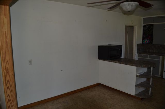 1502 Sherrard ST, Burnet, TX 78611