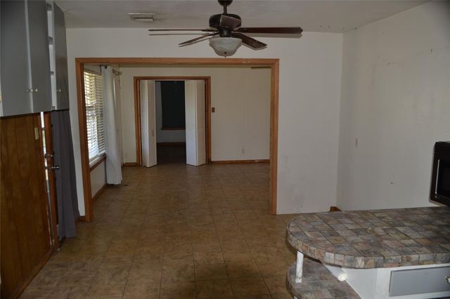 1502 Sherrard ST, Burnet, TX 78611