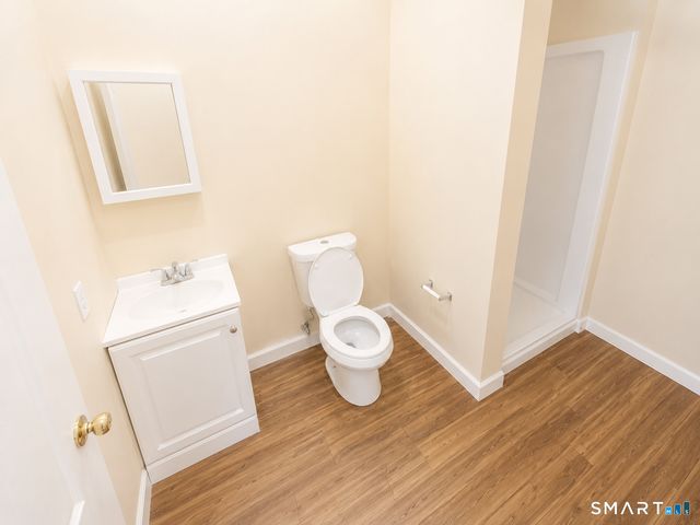 105 Bank Street 1D, Waterbury, CT 06702