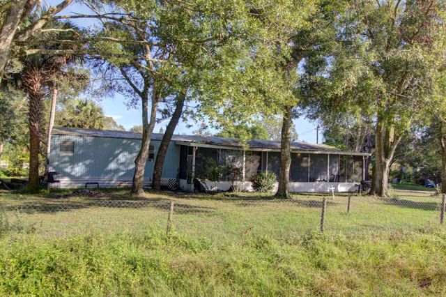 6055 NE 9th Way, Okeechobee, FL 34974