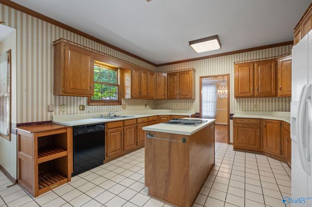 7796 Wildcreek Trail SE, Huntsville, AL 35802
