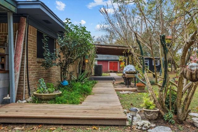 65 County Road 4011, Dayton, TX 77535