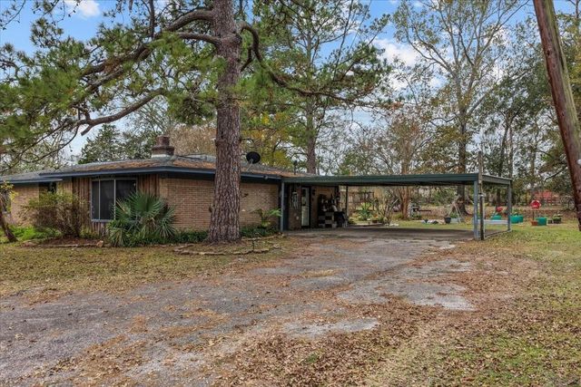 65 County Road 4011, Dayton, TX 77535