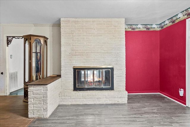 65 County Road 4011, Dayton, TX 77535