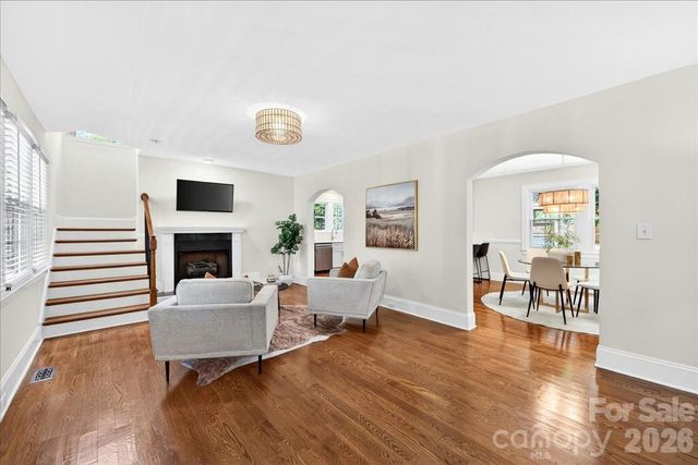 1333 Woodland Drive, Charlotte, NC 28205