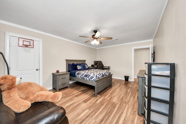 5838 Silver Forest Drive, Houston, TX 77092