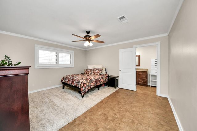 5838 Silver Forest Drive, Houston, TX 77092