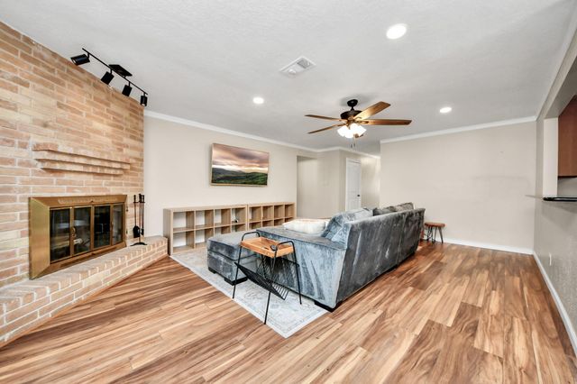 5838 Silver Forest Drive, Houston, TX 77092