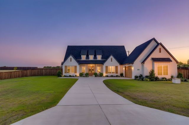 1000 Twin Creeks Drive, Weatherford, TX 76088