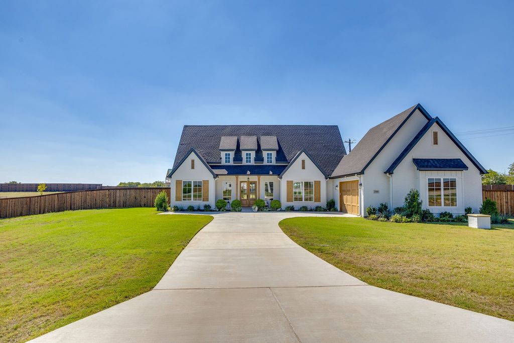 1000 Twin Creeks Drive, Weatherford, TX 76088