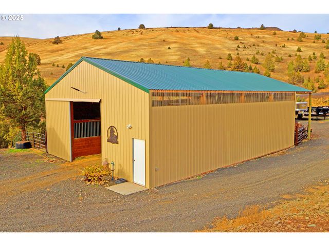 46457 HIGHWAY 218, Fossil, OR 97830