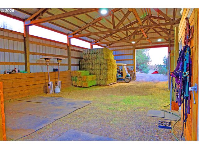 46457 HIGHWAY 218, Fossil, OR 97830