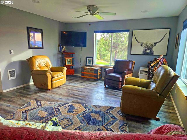 46457 HIGHWAY 218, Fossil, OR 97830