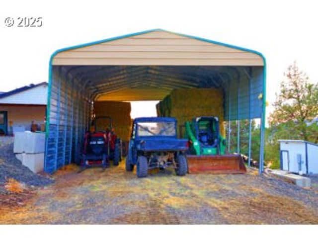 46457 HIGHWAY 218, Fossil, OR 97830