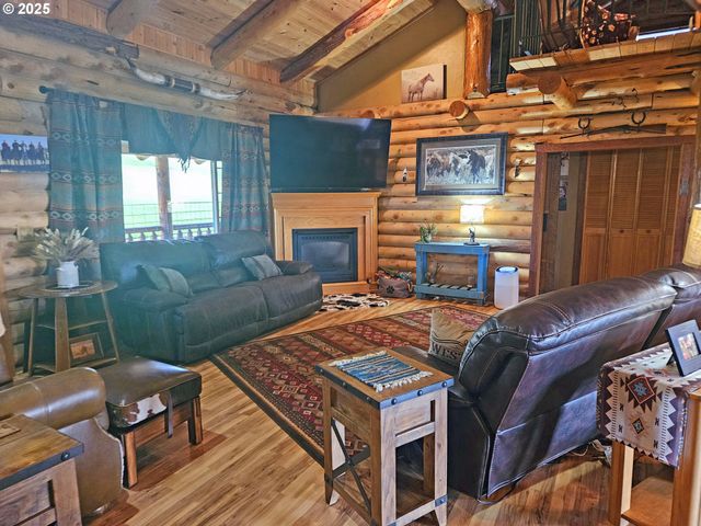 46457 HIGHWAY 218, Fossil, OR 97830