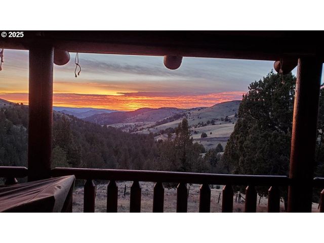 46457 HIGHWAY 218, Fossil, OR 97830