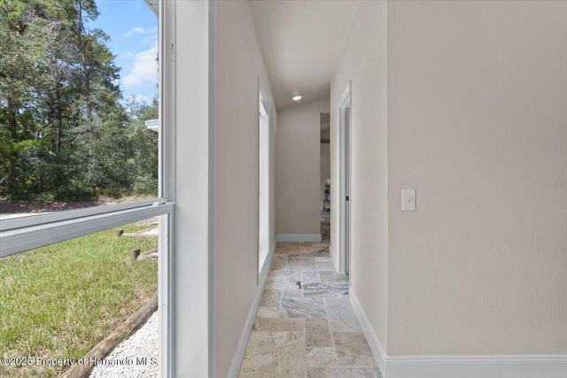 9271 Long Lake Avenue, Weeki Wachee, FL 34613