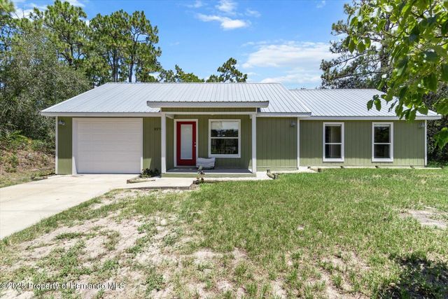 9271 Long Lake Avenue, Weeki Wachee, FL 34613