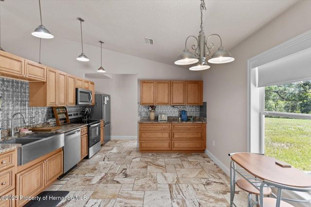 9271 Long Lake Avenue, Weeki Wachee, FL 34613