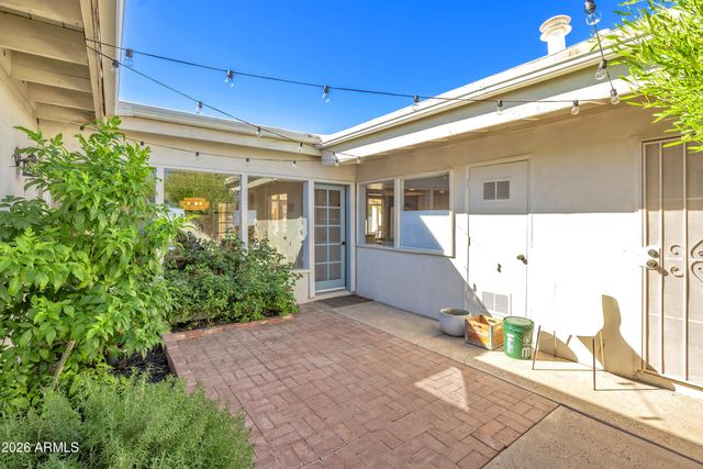 7441 E CENTURY Drive, Scottsdale, AZ 85250