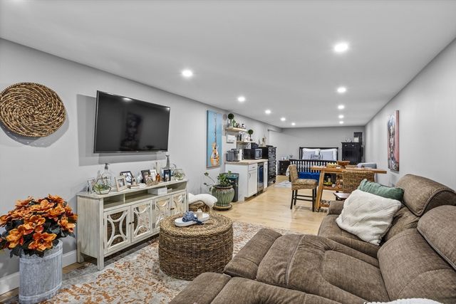 315 Grant St, Leominster, MA 01453