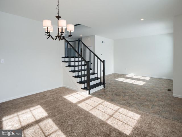 415 LITTLE WALNUT CT, Windsor, PA 17366