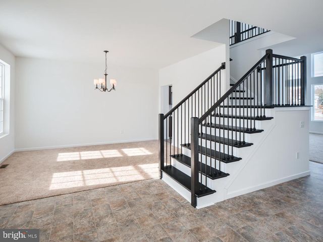 415 LITTLE WALNUT CT, Windsor, PA 17366