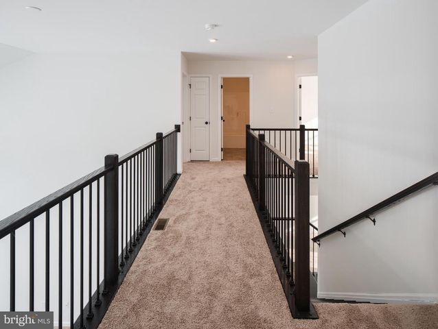 415 LITTLE WALNUT CT, Windsor, PA 17366