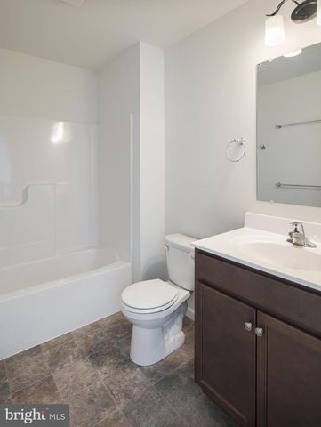 415 LITTLE WALNUT CT, Windsor, PA 17366