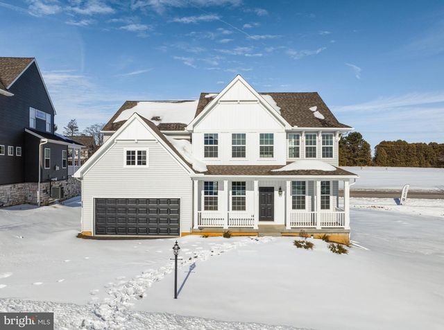 415 LITTLE WALNUT CT, Windsor, PA 17366