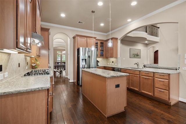 2607 Tree Swallow Bluff Path, Spring, TX 77389