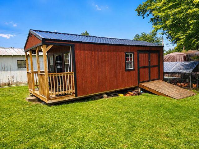 250 Broadway Street, Seaman, OH 45679