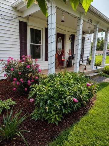 250 Broadway Street, Seaman, OH 45679
