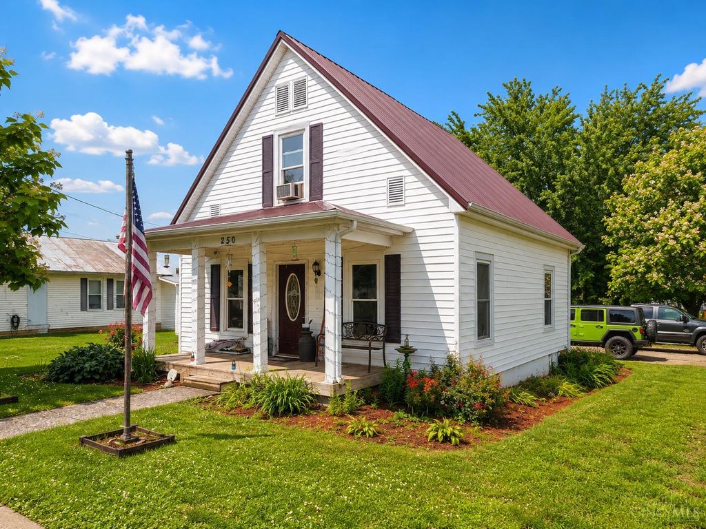 250 Broadway Street, Seaman, OH 45679