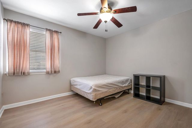 796 E Timberwood Circle, Tallahassee, FL 32304