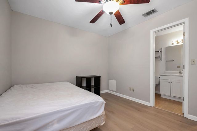 796 E Timberwood Circle, Tallahassee, FL 32304