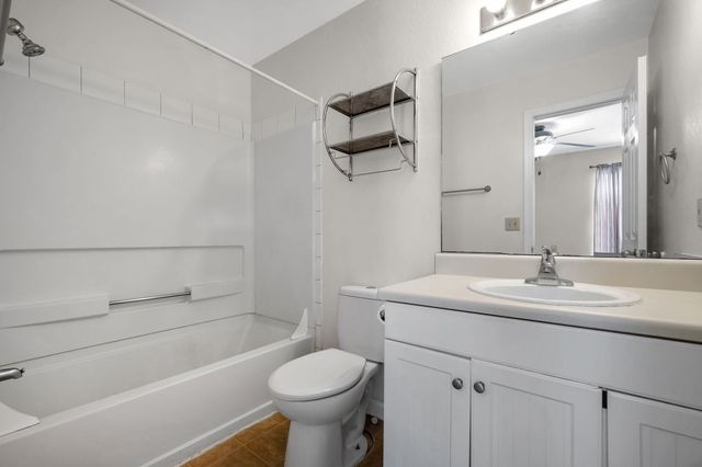 796 E Timberwood Circle, Tallahassee, FL 32304