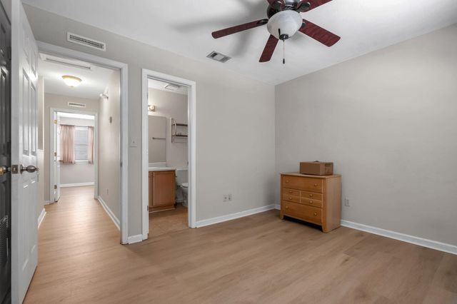 796 E Timberwood Circle, Tallahassee, FL 32304