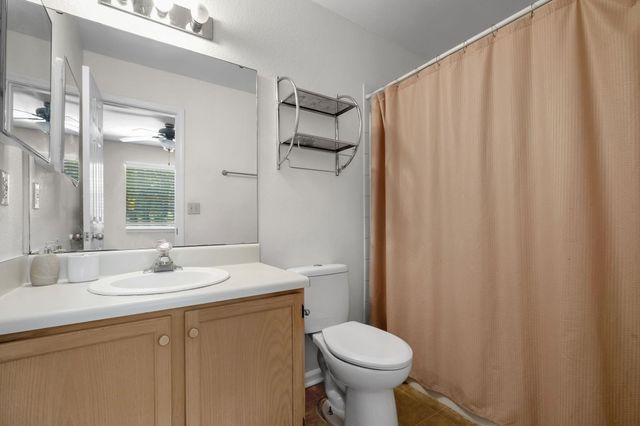 796 E Timberwood Circle, Tallahassee, FL 32304