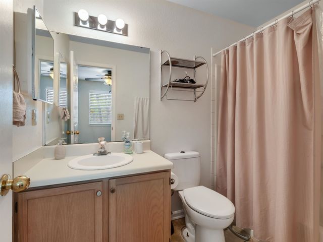 796 E Timberwood Circle, Tallahassee, FL 32304