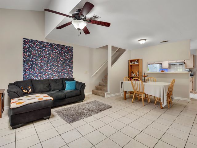 796 E Timberwood Circle, Tallahassee, FL 32304