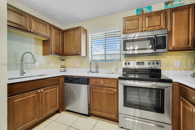 663 William Hilton Pkwy Apt 4205, Hilton Head Island, SC 29928