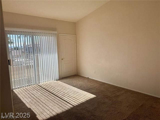 9901 Trailwood Drive 2004, Las Vegas, NV 89134