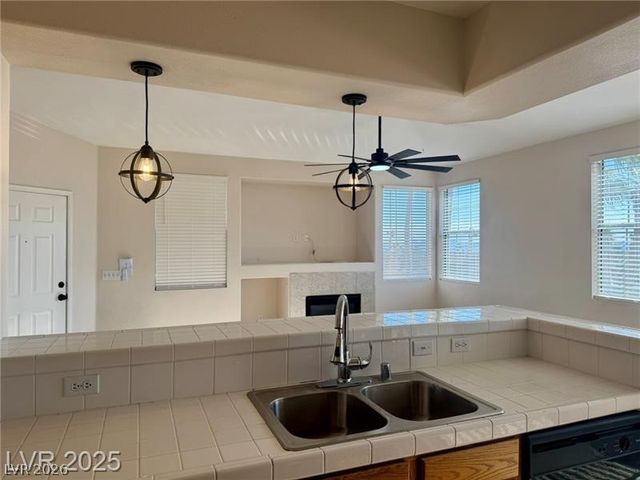 9901 Trailwood Drive 2004, Las Vegas, NV 89134