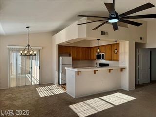 9901 Trailwood Drive 2004, Las Vegas, NV 89134